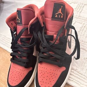 Jordan 1 Mid Canyon Rust (Women's)